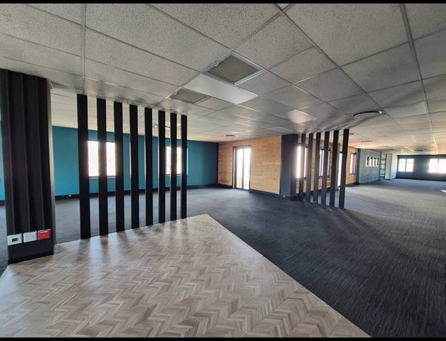 1,627M² OFFICE TO LET IN SANDTON CENTRAL